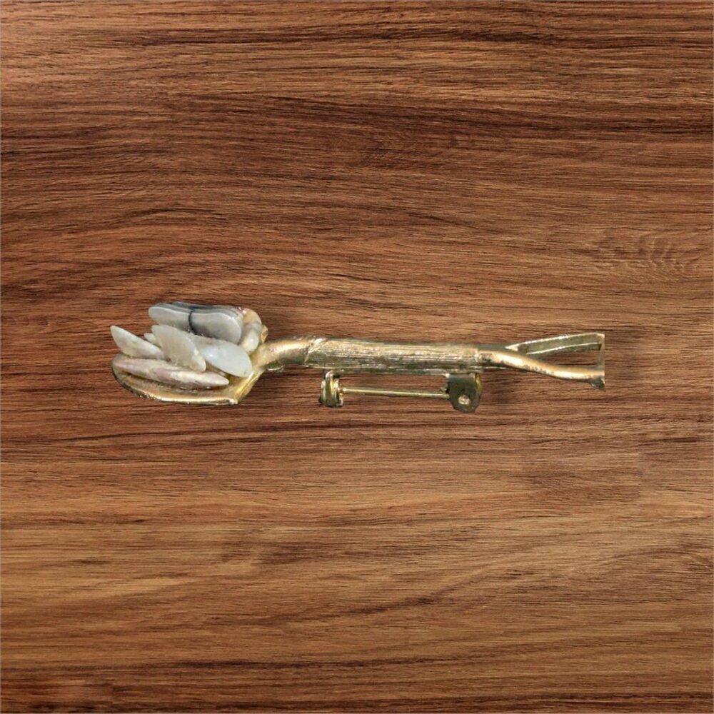 Vintage Gold-Tone Shovel brooch‎ pin With Stone Accents